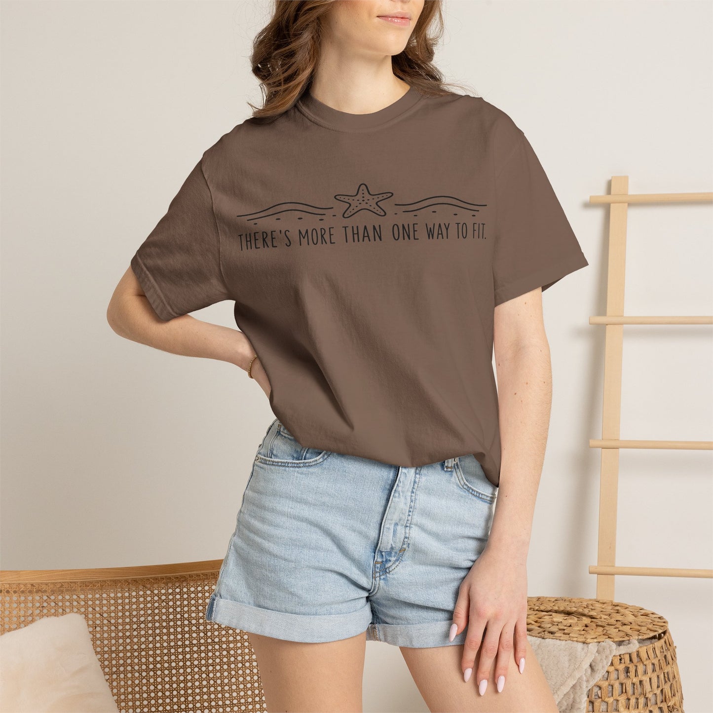 "There’s More Than One Way to Fit" Starfish Black Print Graphic Tee