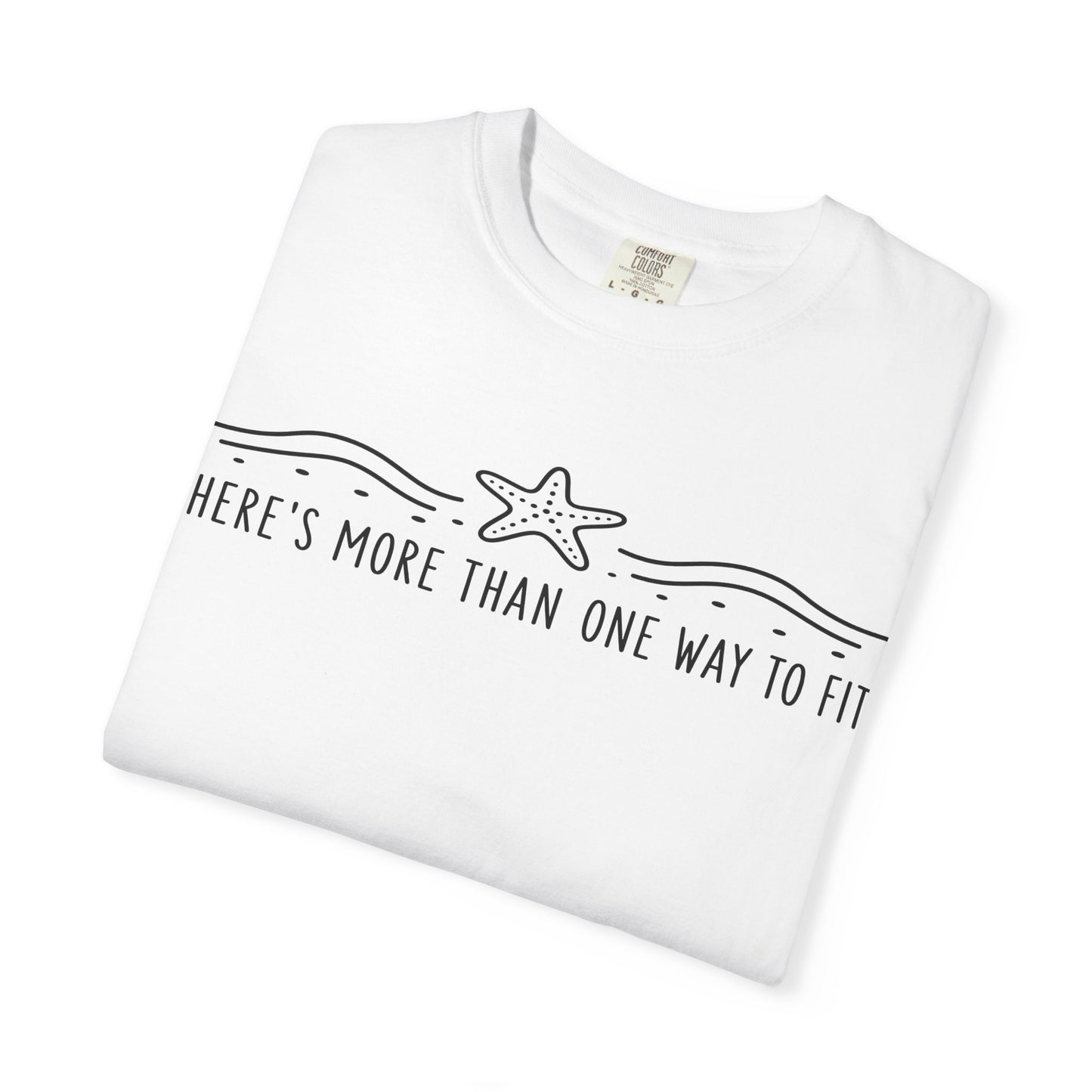 "There’s More Than One Way to Fit" Starfish Black Print Graphic Tee