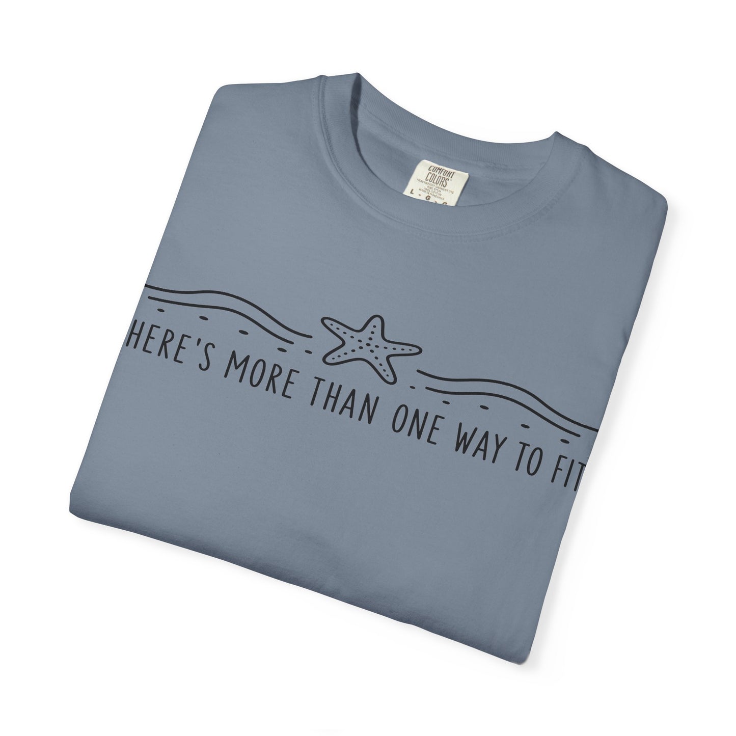 "There’s More Than One Way to Fit" Starfish Black Print Graphic Tee