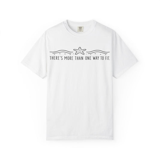 "There’s More Than One Way to Fit" Starfish Black Print Graphic Tee