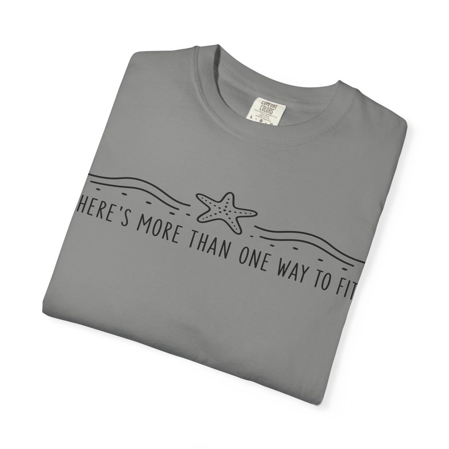 "There’s More Than One Way to Fit" Starfish Black Print Graphic Tee