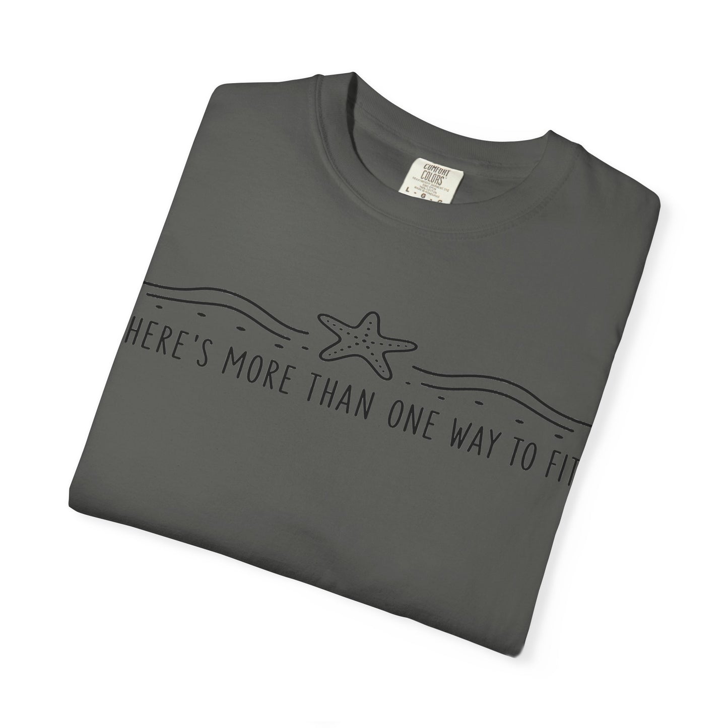 "There’s More Than One Way to Fit" Starfish Black Print Graphic Tee