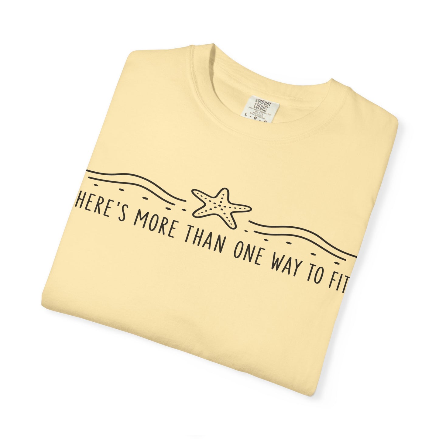 "There’s More Than One Way to Fit" Starfish Black Print Graphic Tee
