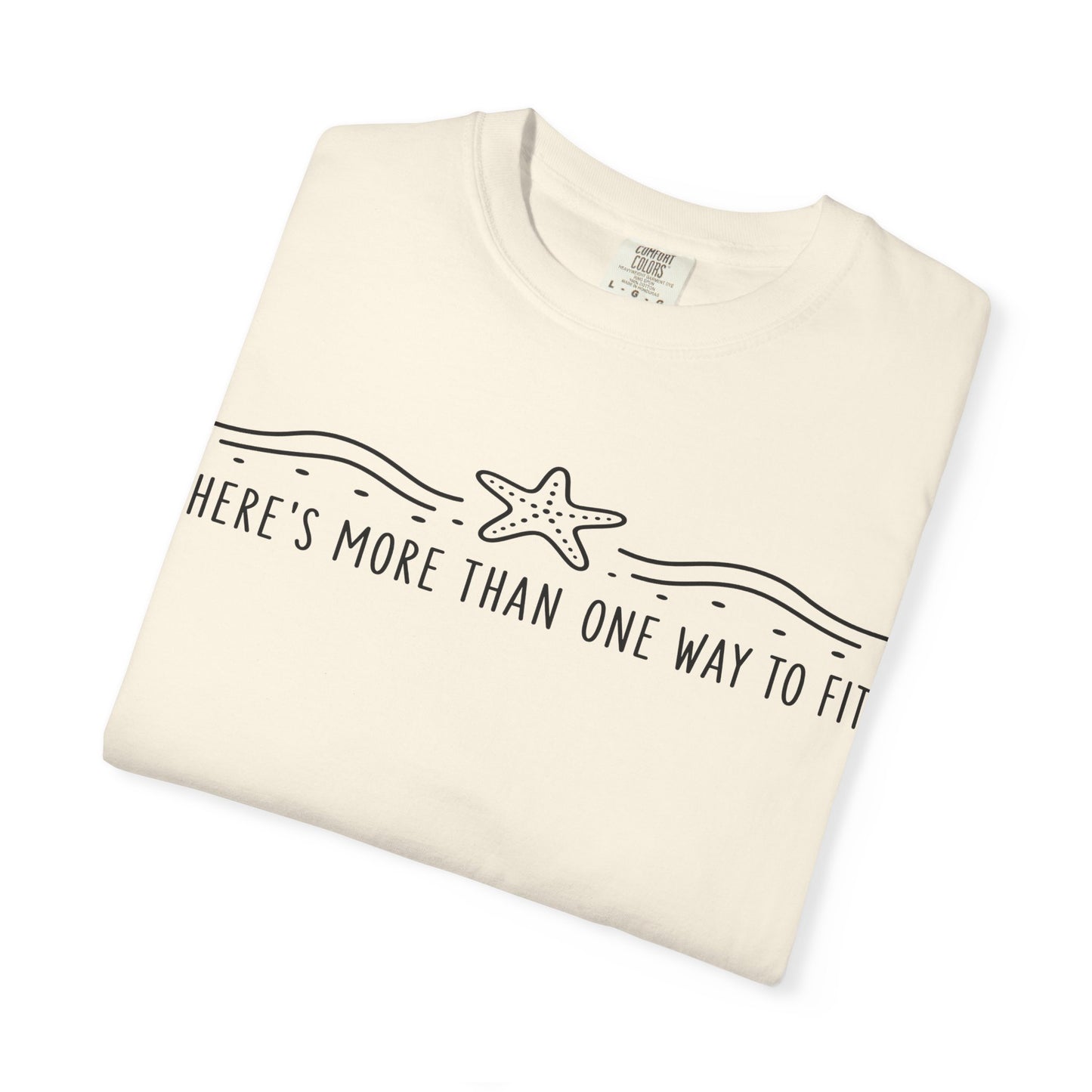 "There’s More Than One Way to Fit" Starfish Black Print Graphic Tee